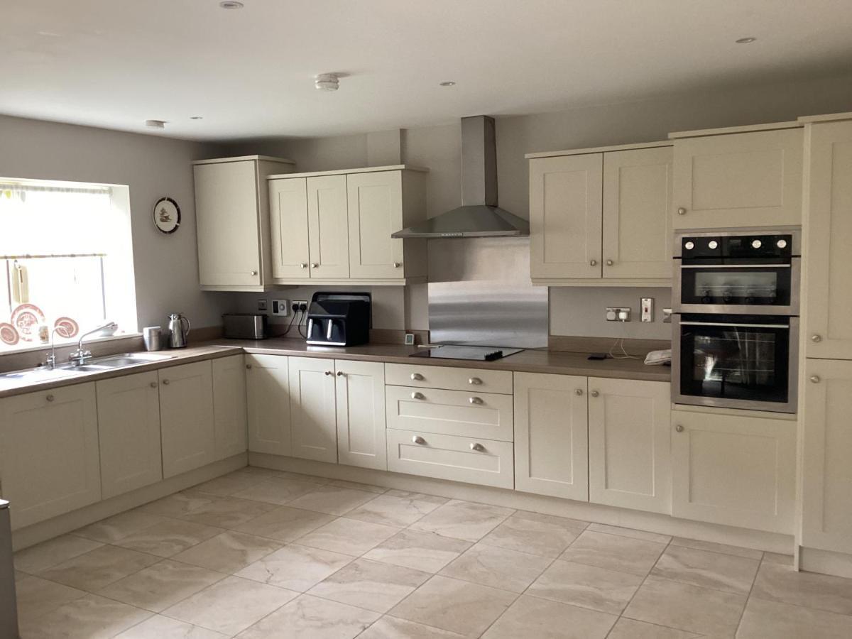 4 Cois Glaisin View Apartment Navan Exterior photo